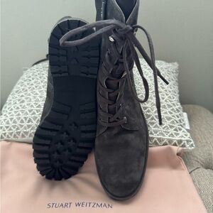 NWOT Stuart Weitzman Women's Charcoal Lace-Up Boots